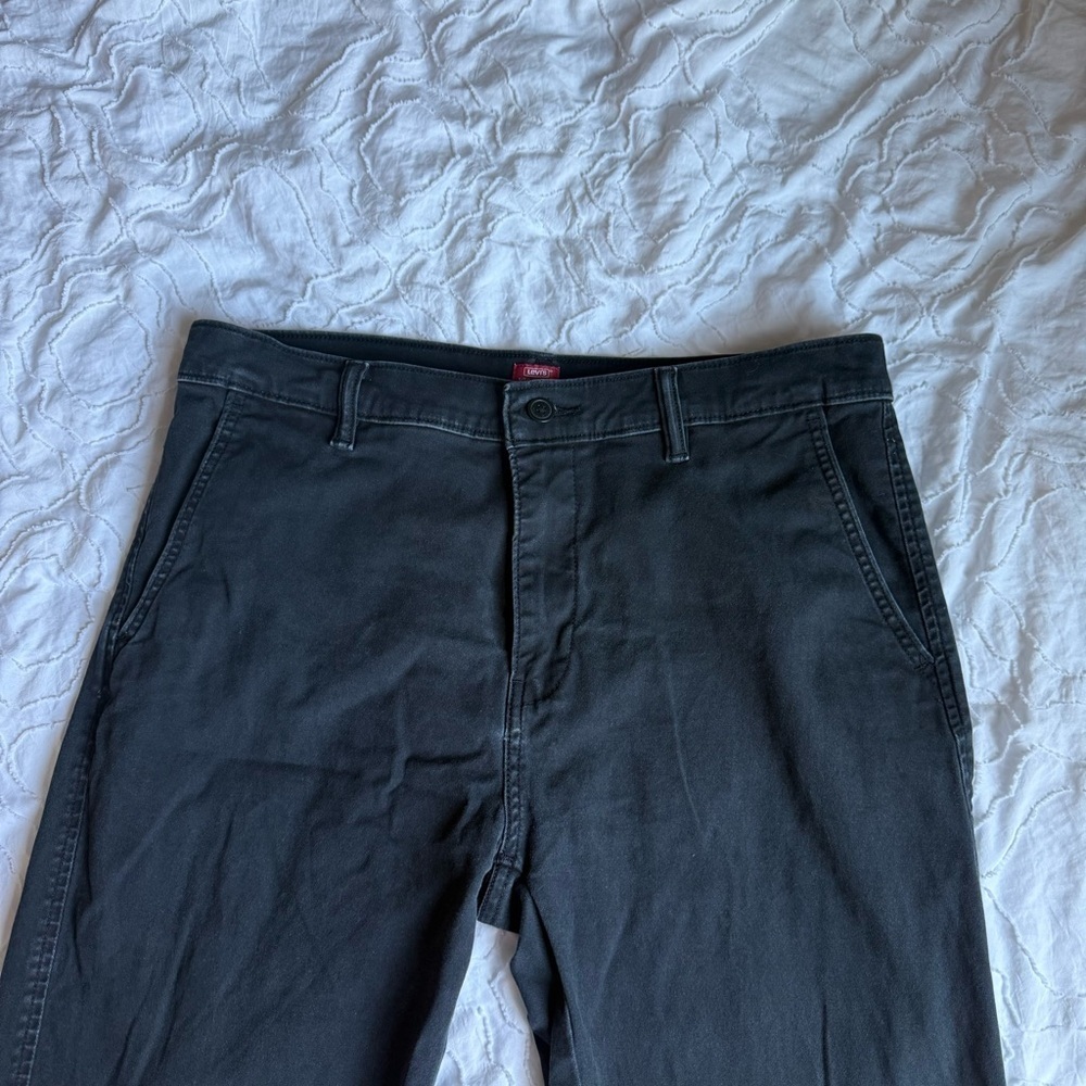 Levi's Black Chinos W34 L34 Standard Taper Cotton Pants